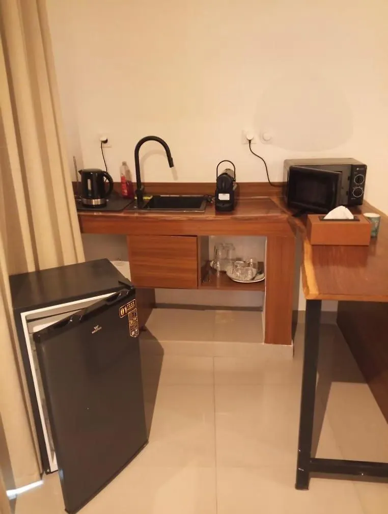 Magnifique Studio Meuble A Yoff Onomo Dakar